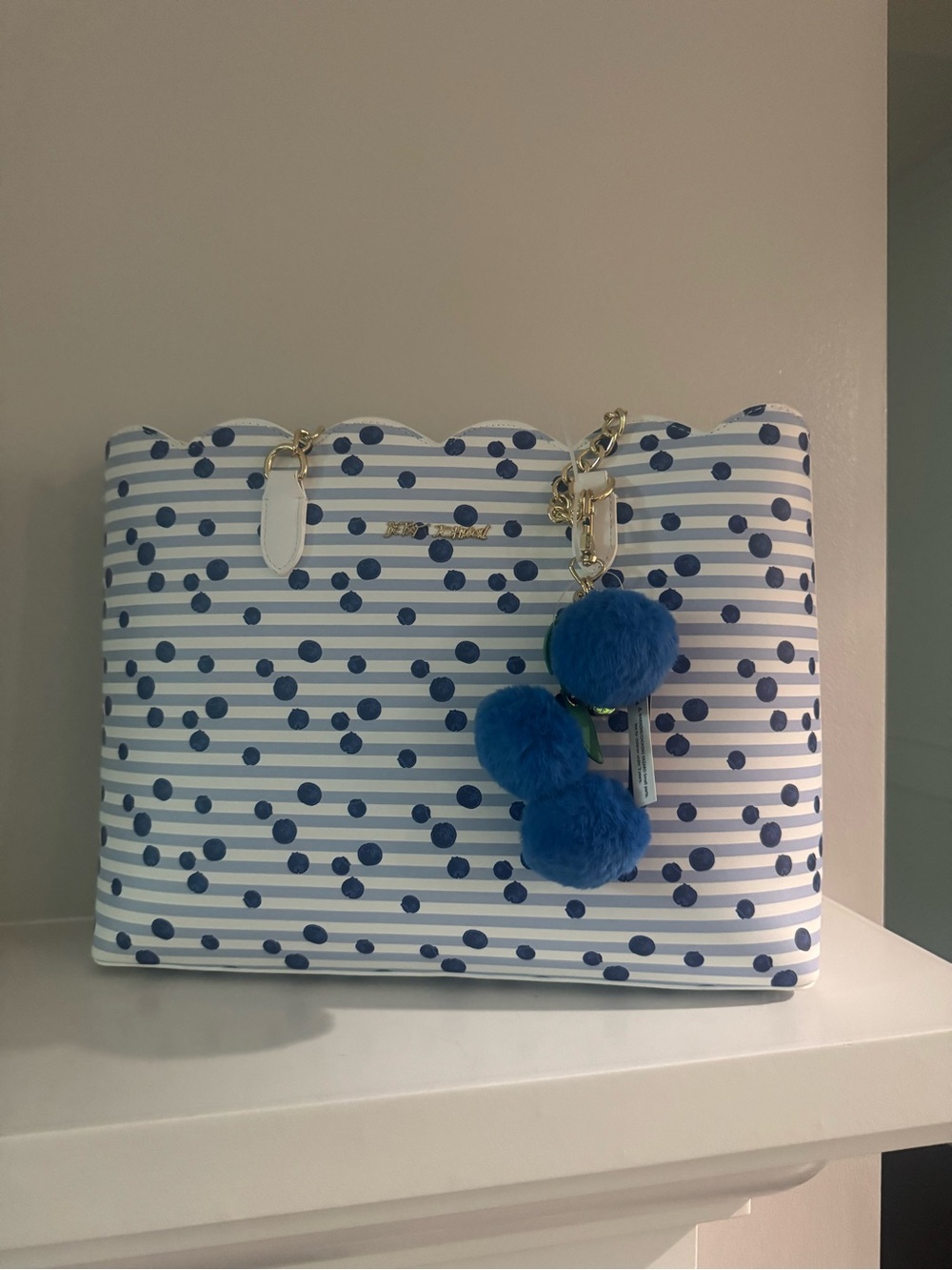Betsey Johnson White & Navy
Blueberry Scalloped Tote Bag w/ Berry Charms